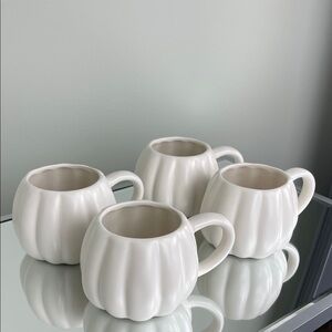 Target White/Cream Pumpkin-Shaped Mug Set of 4